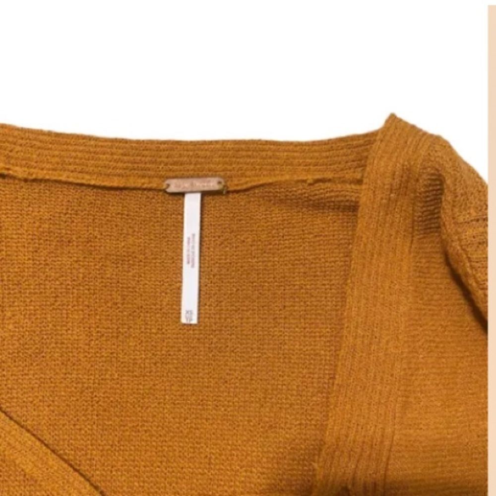 Free People Sz XS Slit Cuff Thermal Knit Long Sleeve Top Gold Mustard Yellow - Picture 6 of 7